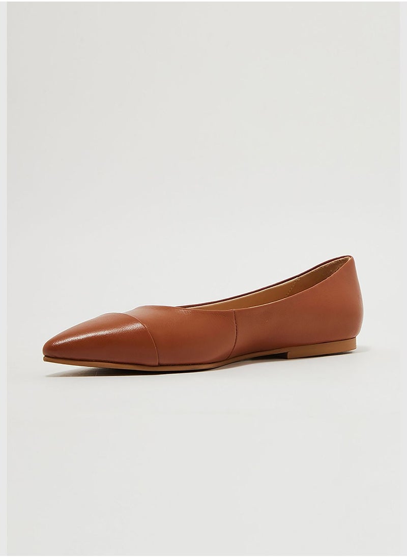 Derry Flat Shoes