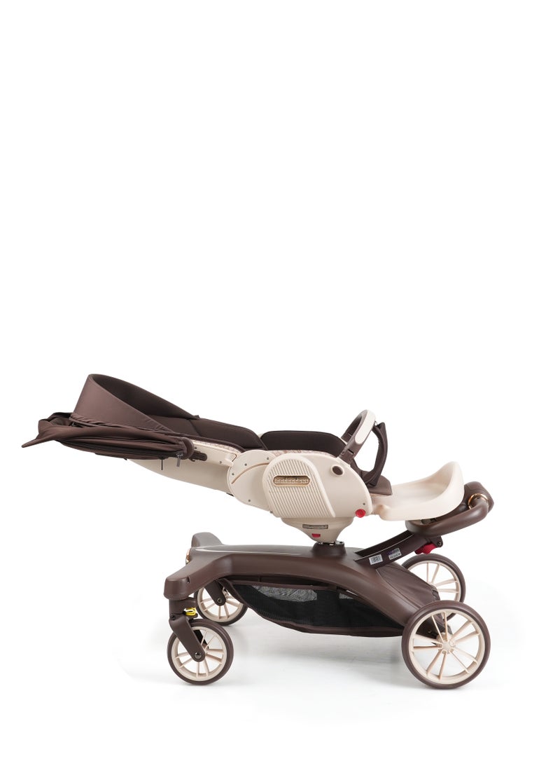 A must-have stroller for taking kids out, which is a two-way portable stroller suitable for newborns. It allows babies to sit or lie down comfortably, and also offers a high landscape view.