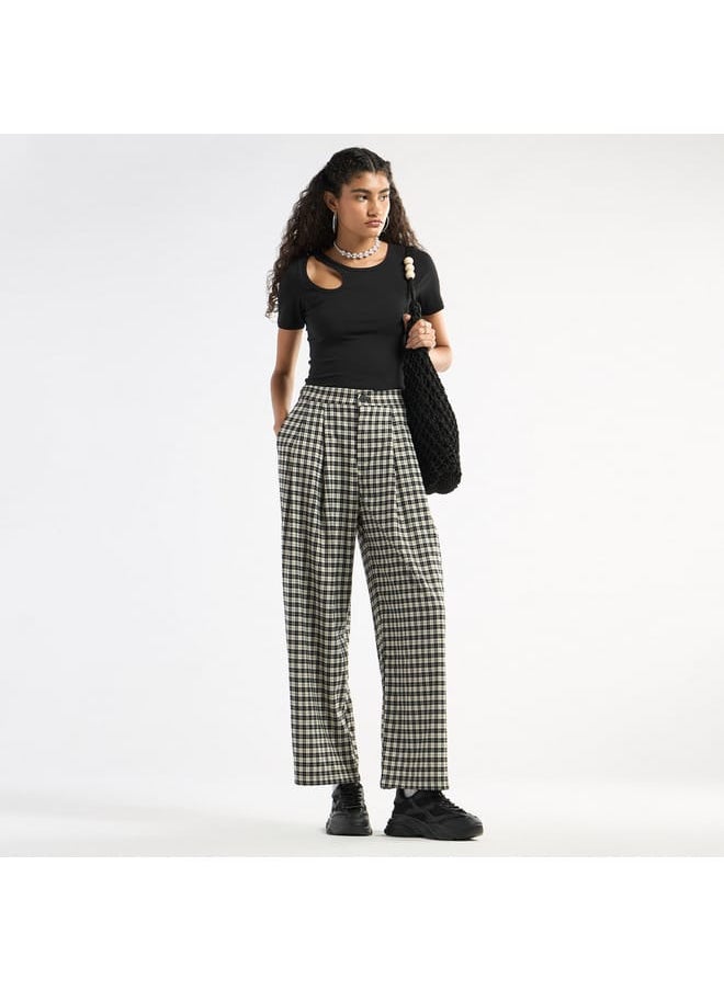 Checked Pants with Button Closure and Pockets