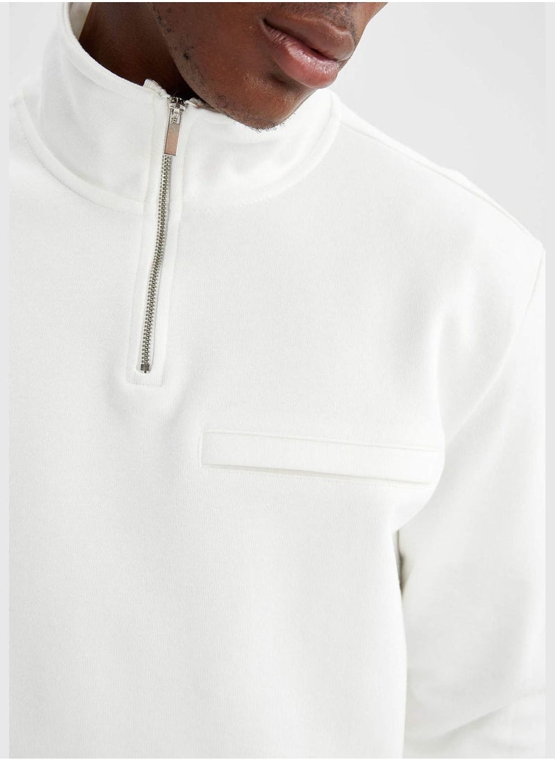 Modern Fit Long Sleeve Half Zippered Sweatshirt