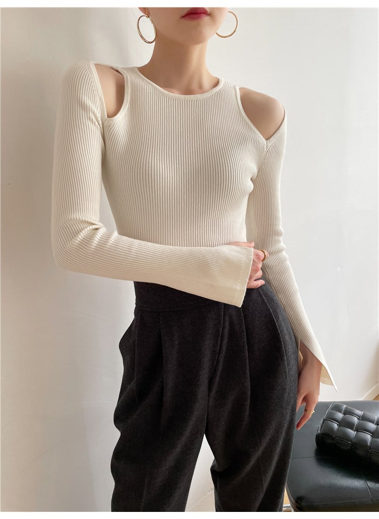 6308 Autumn and Winter New Hong Kong Style Retro Fashionable Round Neck Shoulder Cuff Split Slim Slim Look Thin Base Shirt Sweater White