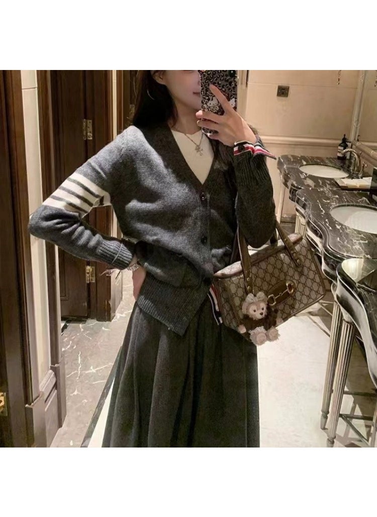 Korean V-Neck Knit Cardigan Autumn Fashion Gray