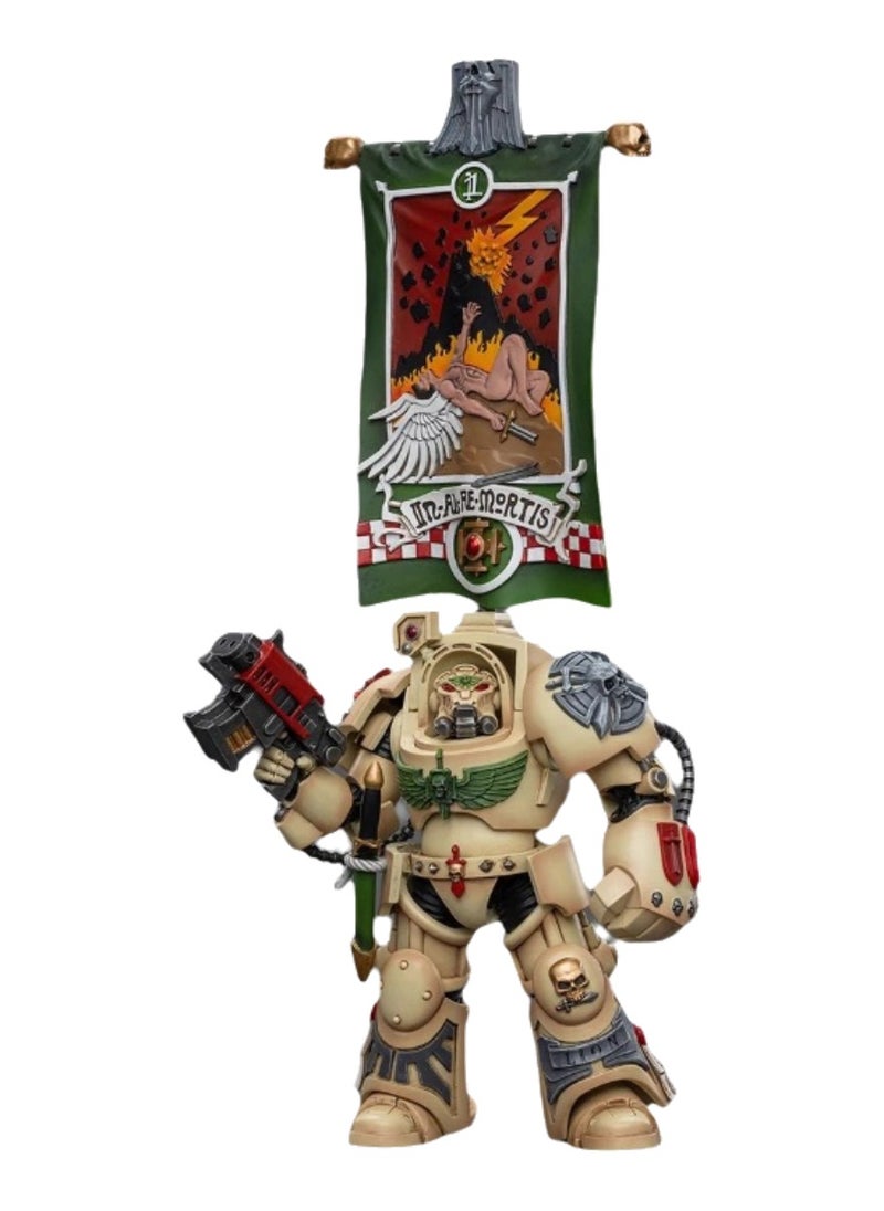 JOYTOY Warhammer 40,000 Action Figure, Dark Department Deathwing Flag Bearer Equipped with Company Flag, 4.7 Inch 1/18 Warhammer 40K Series Model, Unisex, Adult, New Year Festival, Birthday Gift, Suitable for Children 15 Years Old and Above