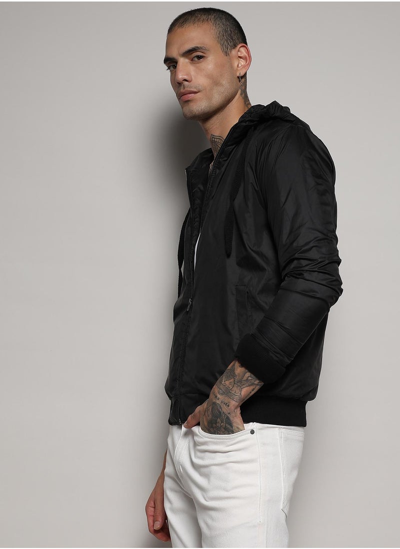 Men's Black Zip-Front Jacket With Ribbed Hem