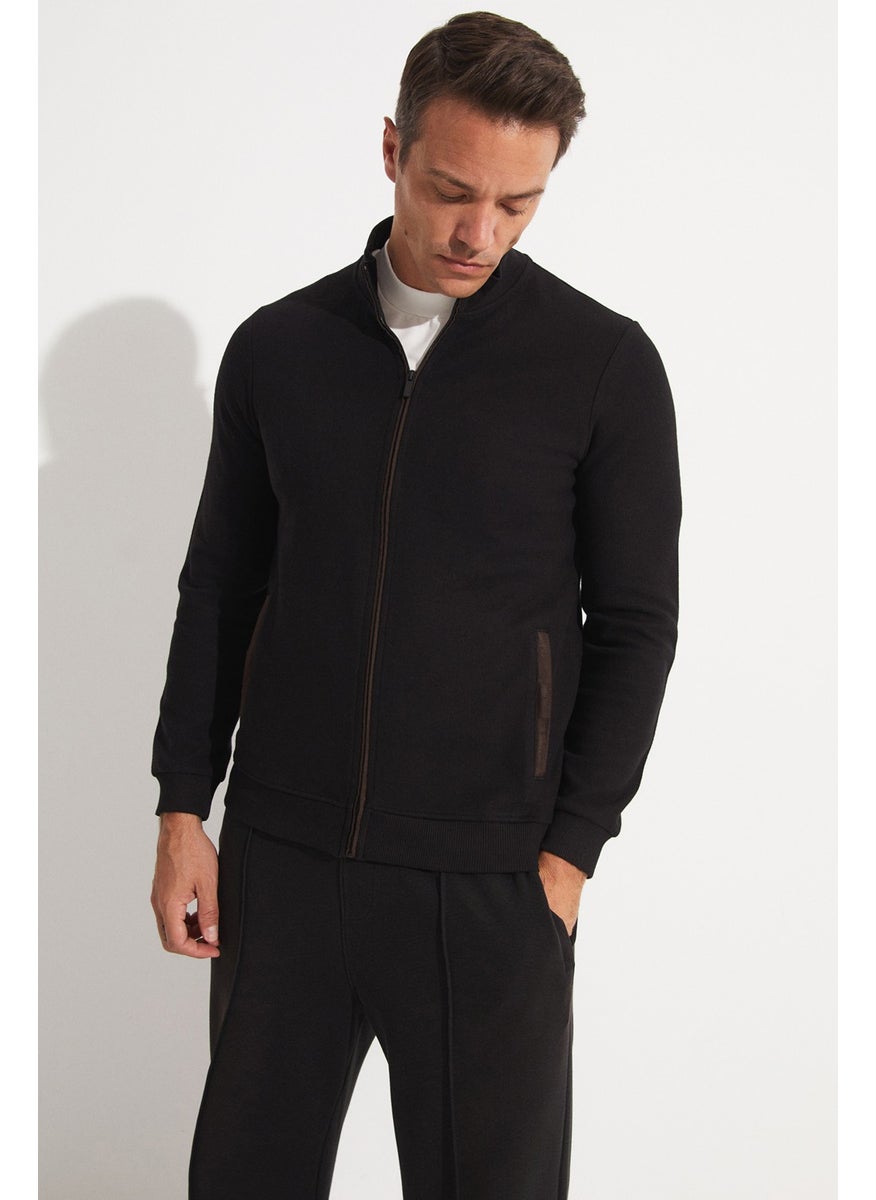 Exclusive Men's Regular Fit Zippered Sweatshirt