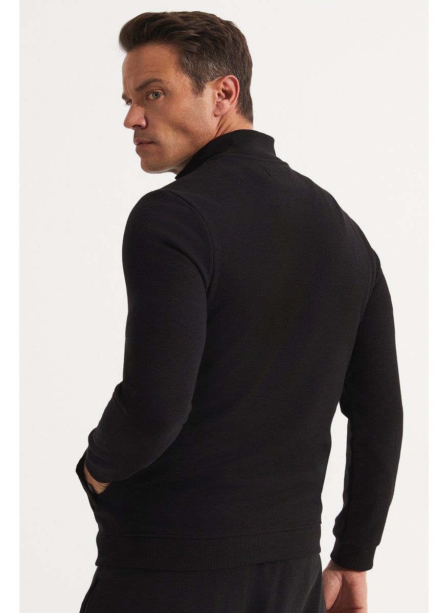 Exclusive Men's Regular Fit Zippered Sweatshirt