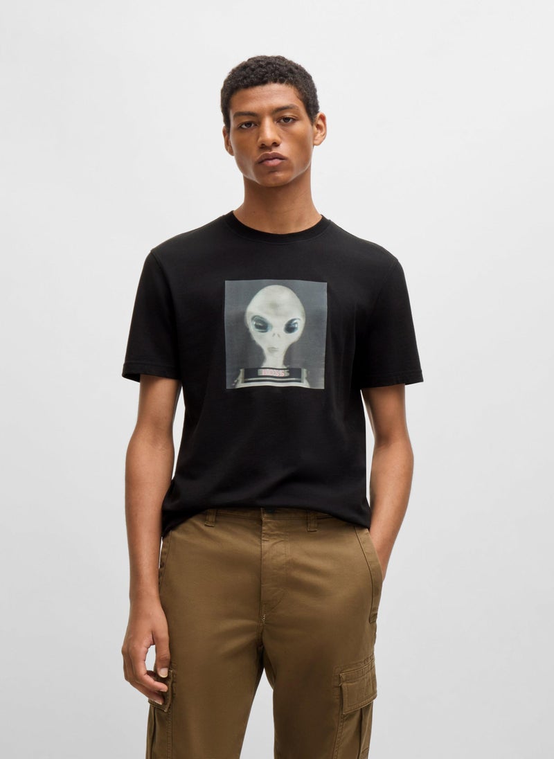 Regular-fit T-shirt in cotton jersey with seasonal artwork