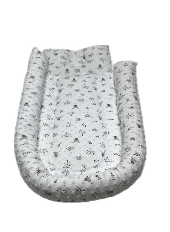 BABY COMFORT BED WITH ATTACHED PILLOW AND BORDER