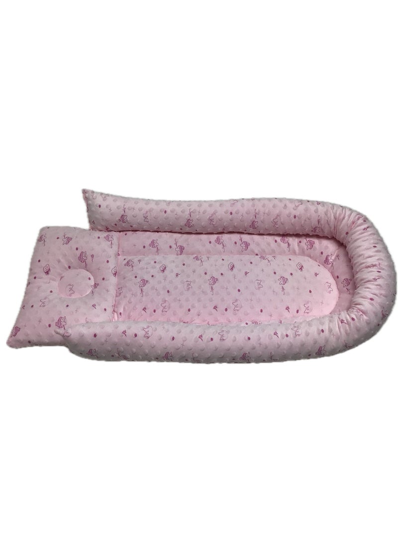 BABY COMFORT BED WITH ATTACHED PILLOW AND BORDER