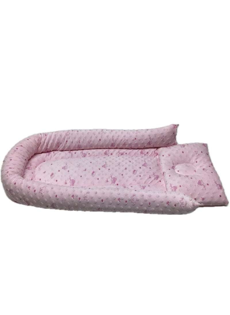 BABY COMFORT BED WITH ATTACHED PILLOW AND BORDER