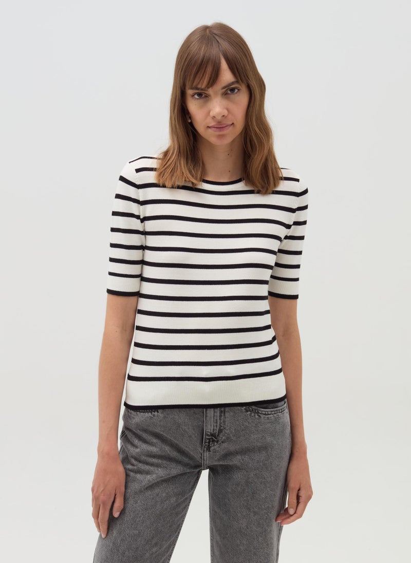 Short-sleeved top with striped pattern