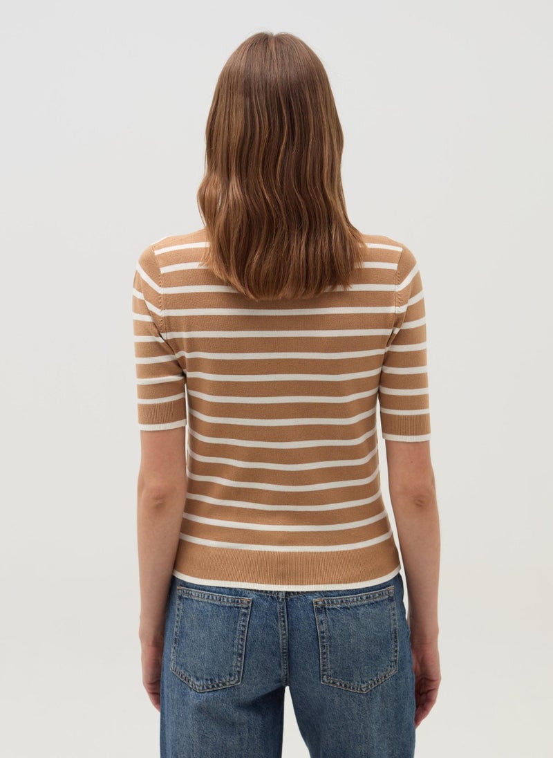 Short-sleeved top with striped pattern