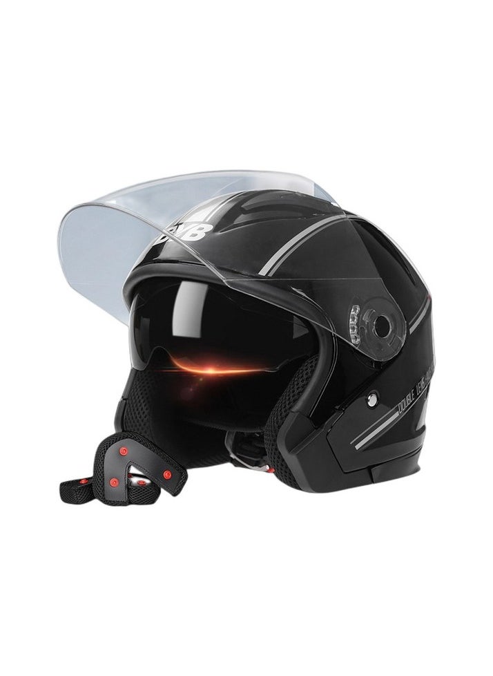 Sunlined closed motorcycle helmet Colour:Dark black Body:M