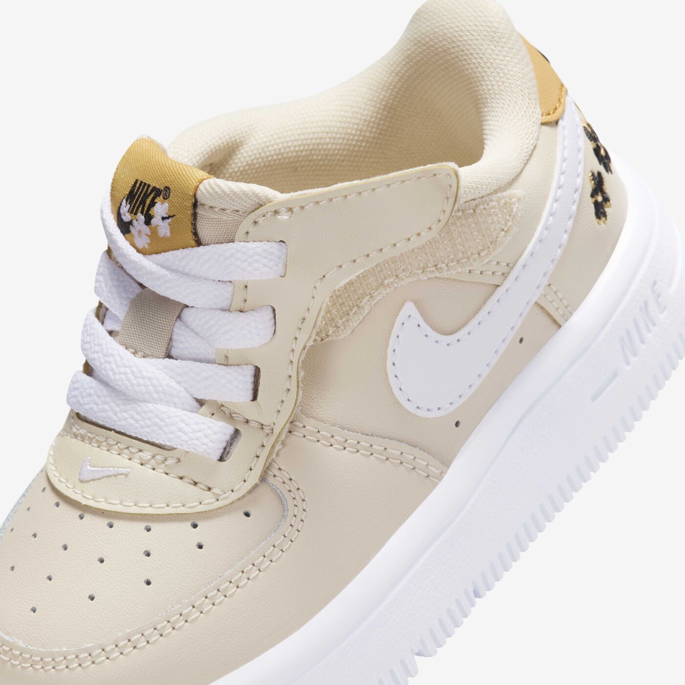 Kids' Force 1 Low SE EasyOn Shoes