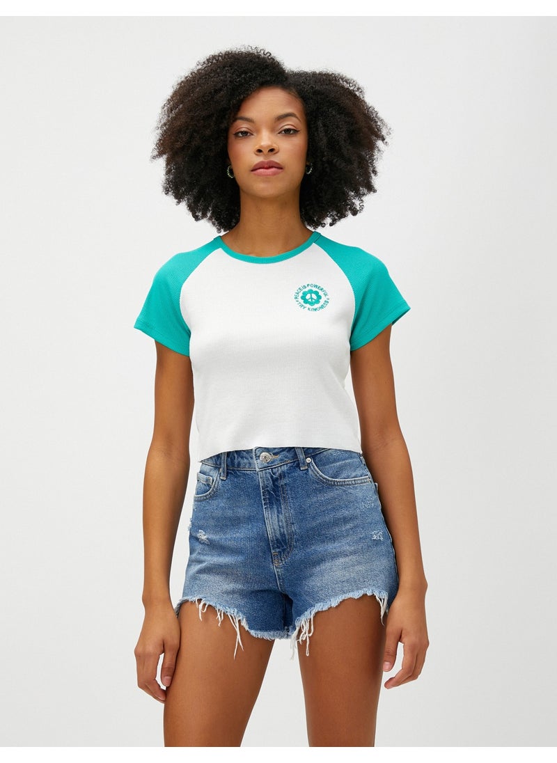 Crop T-Shirt Embroidered Short Sleeve Crew Neck