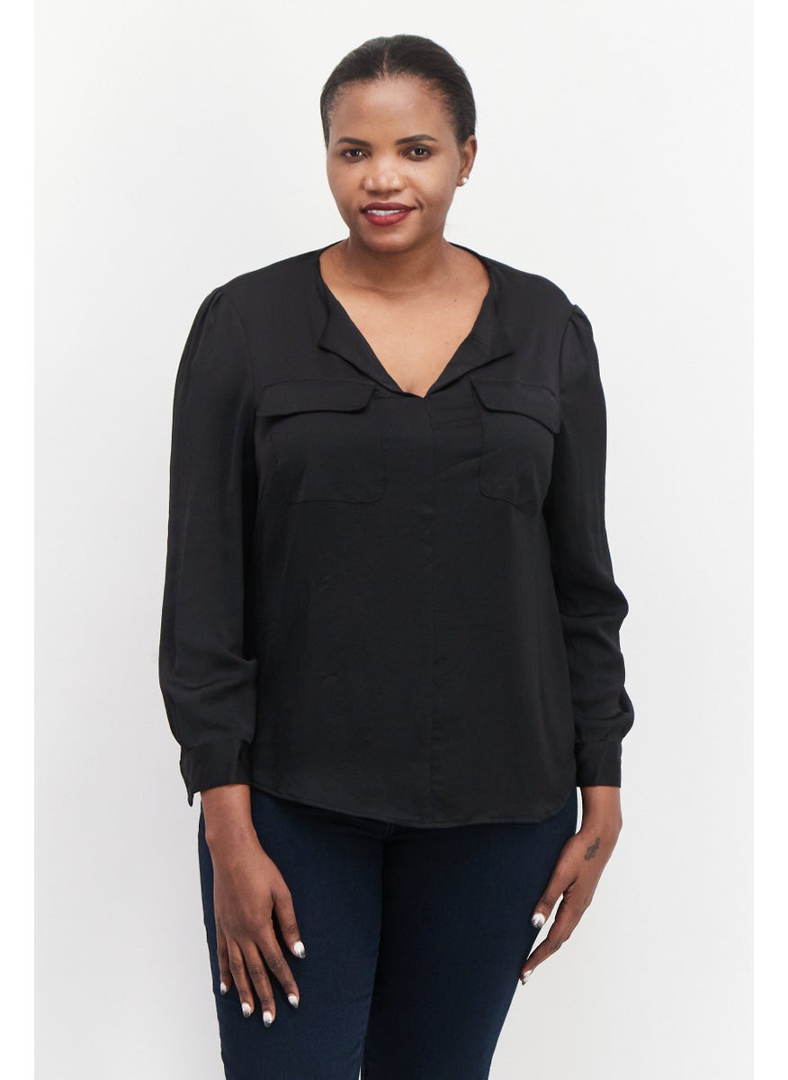 Women Plus Size V-Neck Short Sleeve Allover Print Top, Black Combo