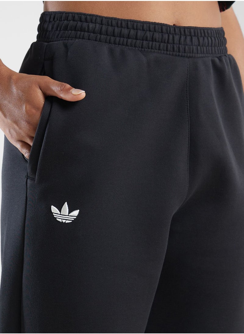 Neuclassic Sweatpants