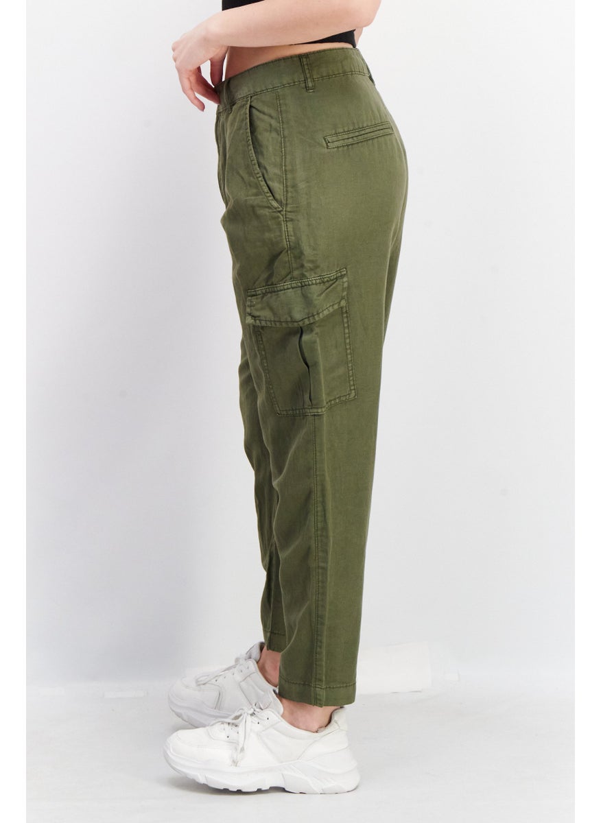 Women Regular Fit Plain Cargo Pants, Oive