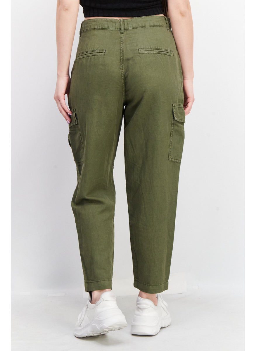 Women Regular Fit Plain Cargo Pants, Oive