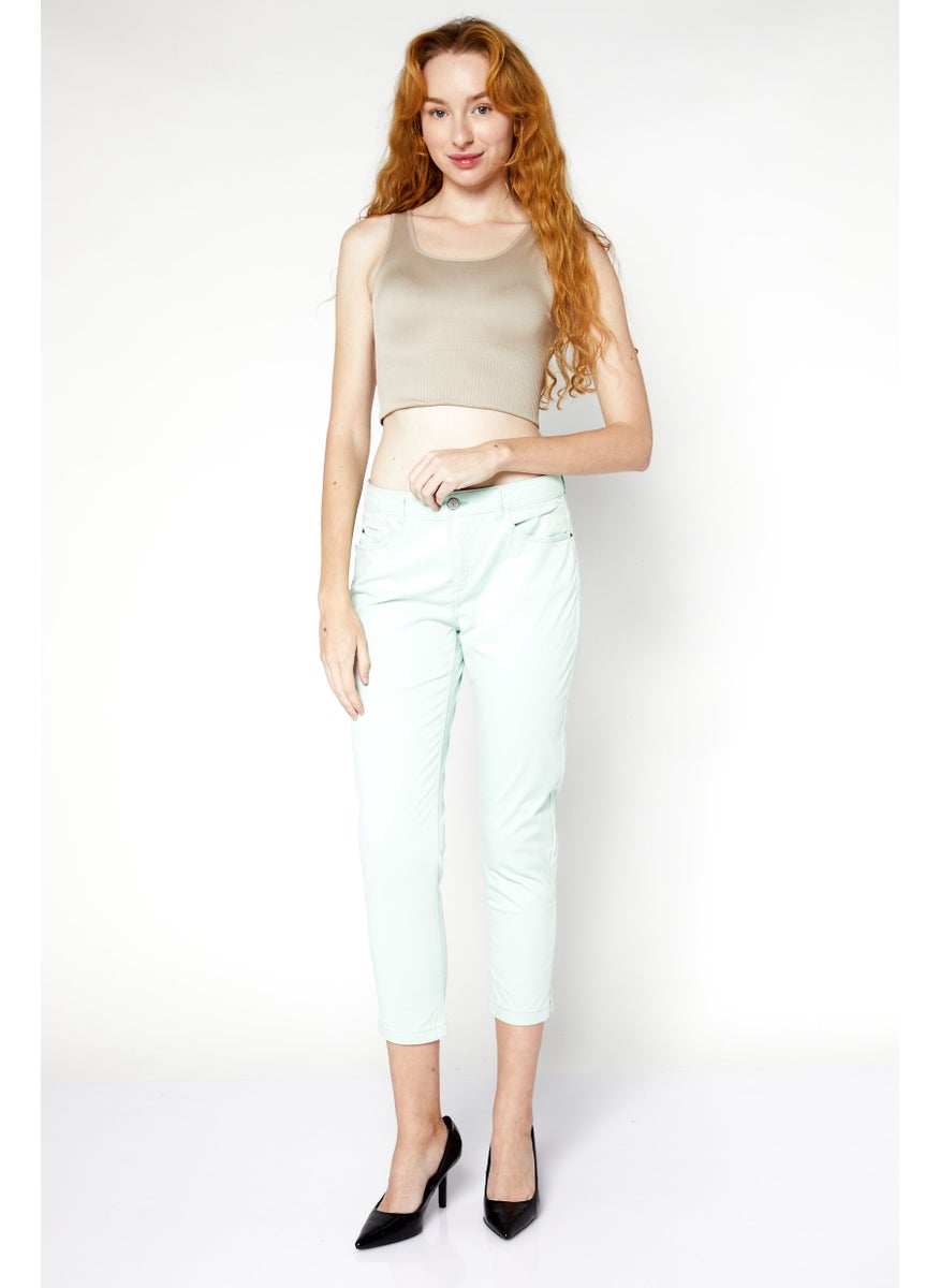 Women Skinny Fit Solid Chino Pants, Light Green