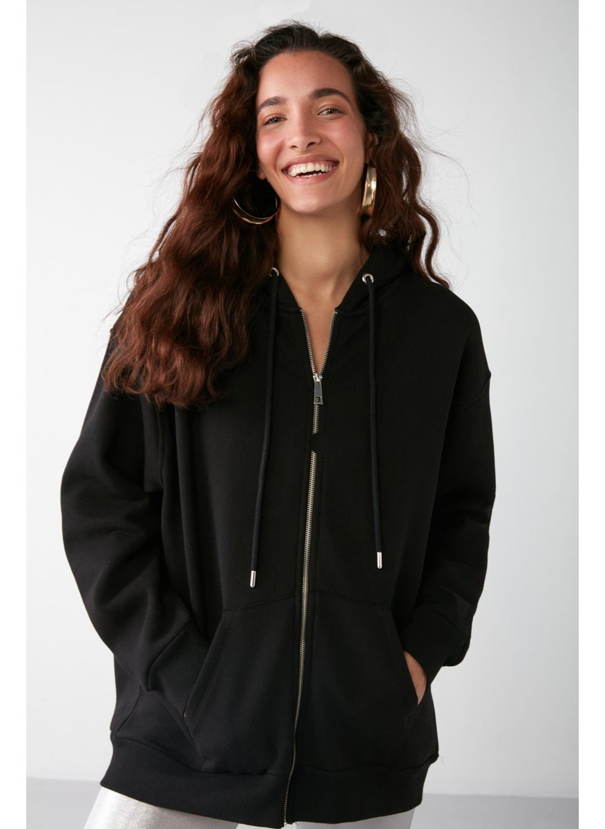 Alena Women's Kangaroo Pocket Oversize Zippered Hooded Basic Black Sweatshirt