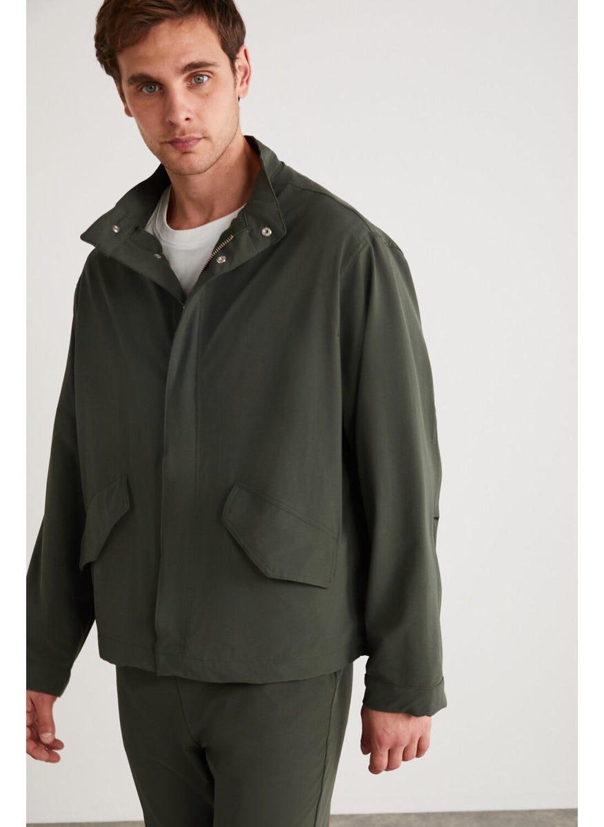 Roger Men's Stretch Technical Fabric Thick Zippered Lined Sleeve Cuffed Flap Pocket Green Jacket