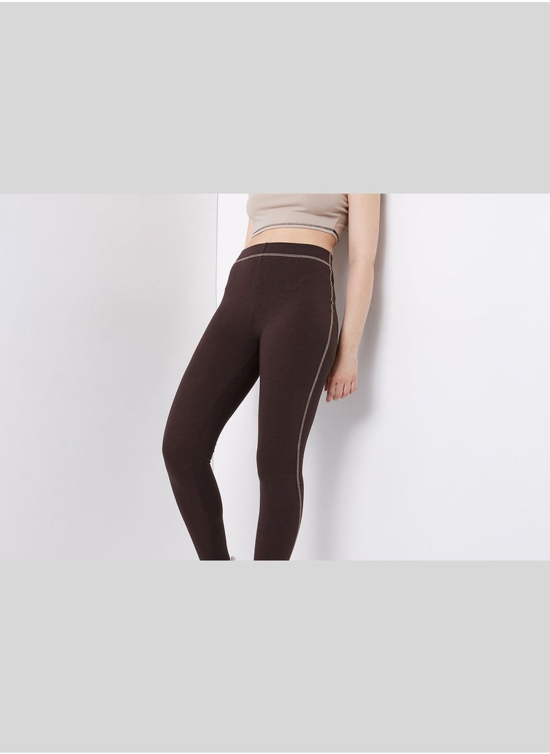 Contrast-Seam Leggings