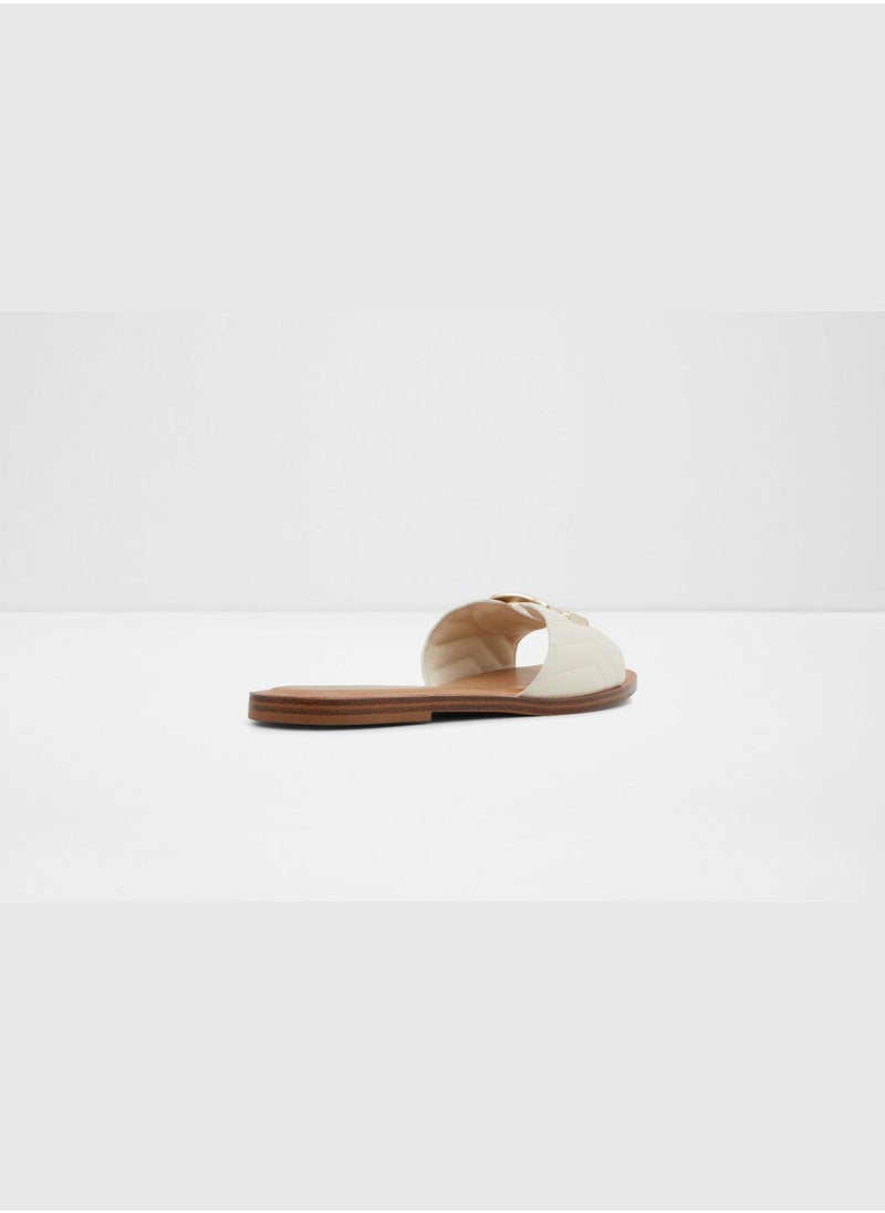 Flat Heels Qelajar White Sandals