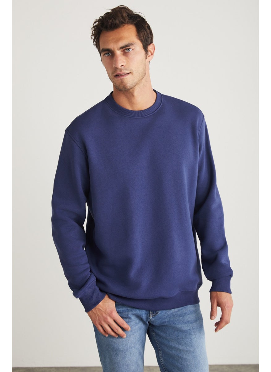 Travis Men's Soft Fabric Regular Fit Round Collar Navy Blue Sweatshirt