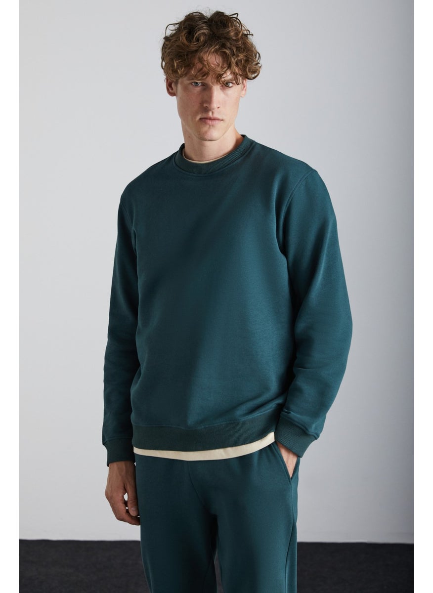 Adams Men's Green Sweatshirt