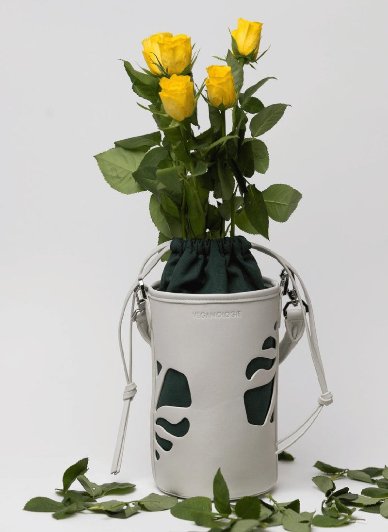 Bucket Bag in White Made From 2 Bamboo Stems