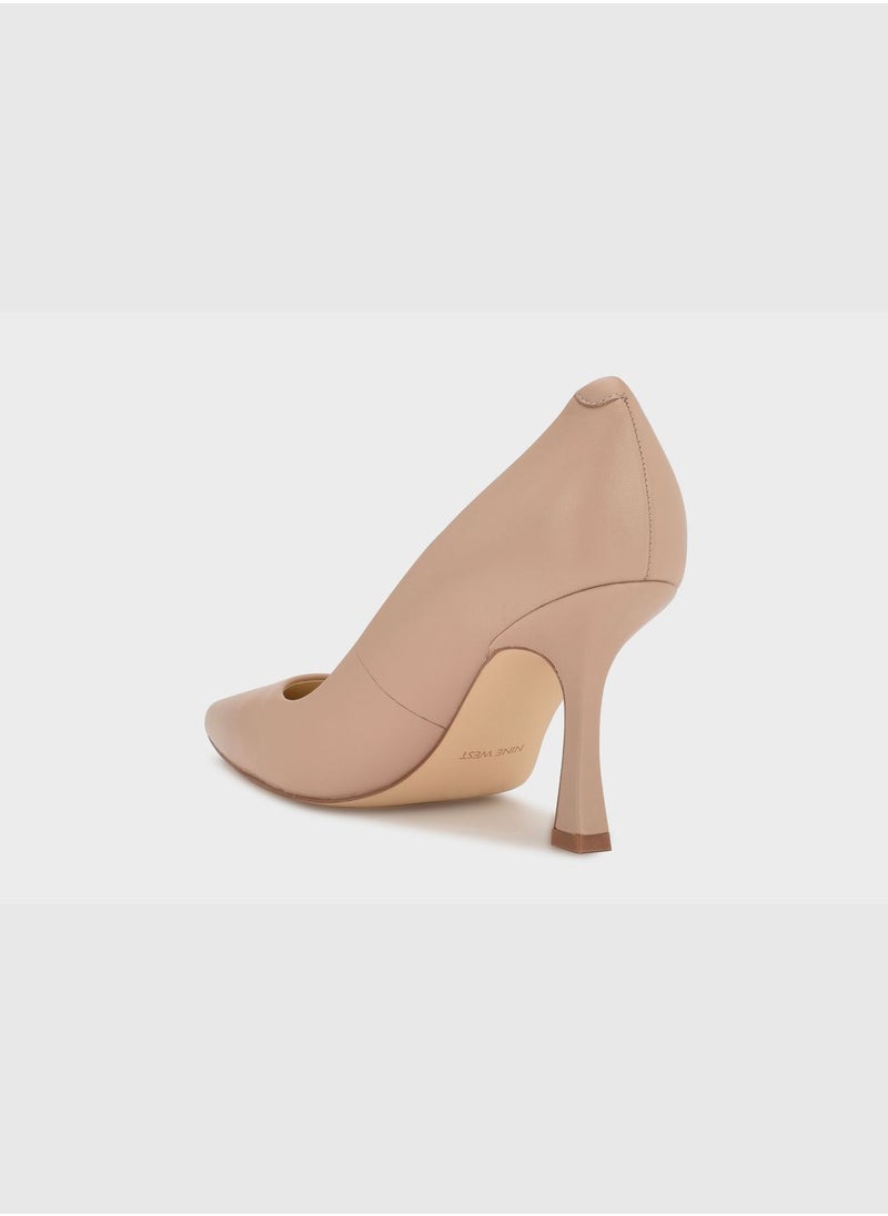 wnSORTS Mid Heel Pumps