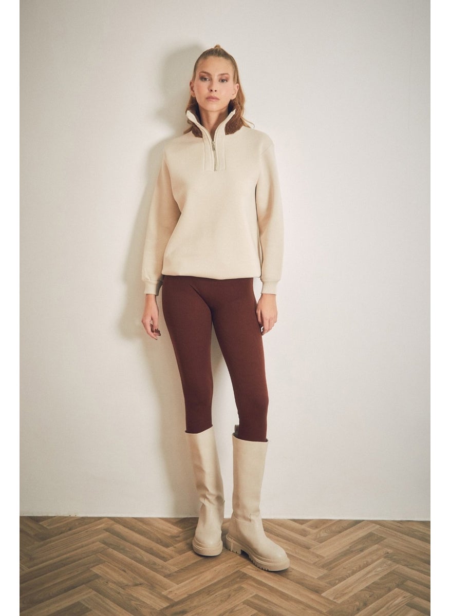 Basic Sweatshirt with Plush Collar and Waist Stopper