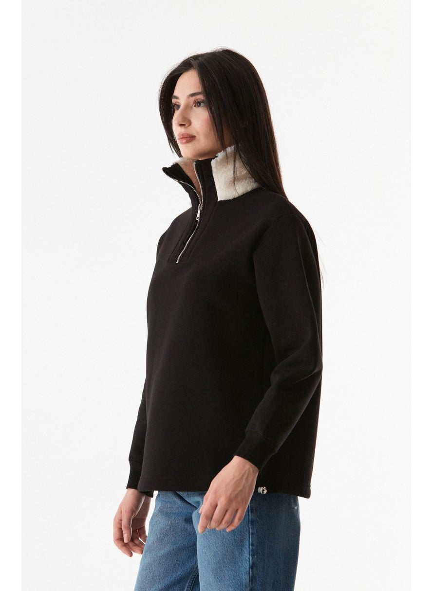 Basic Sweatshirt with Plush Collar and Waist Stopper