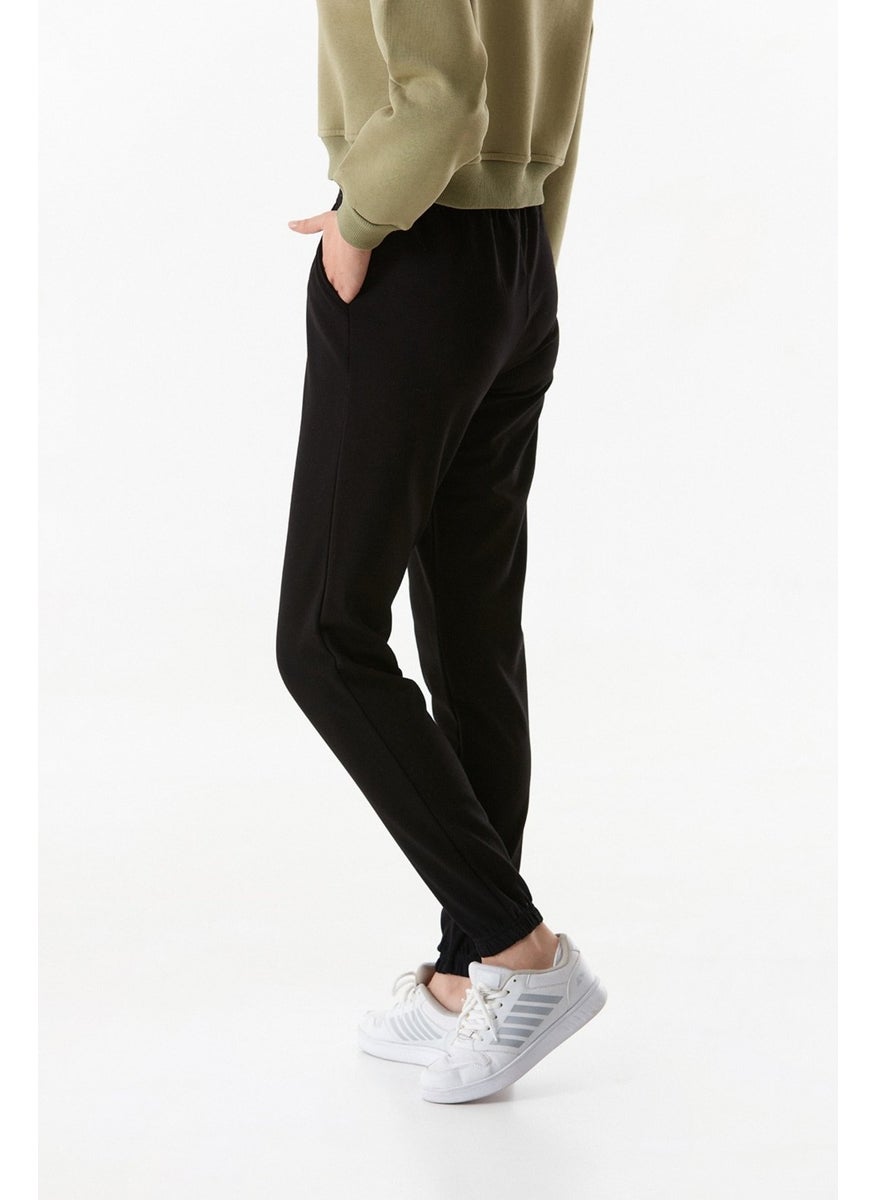 Basic Cargo Pocket Jogger Sweatpants