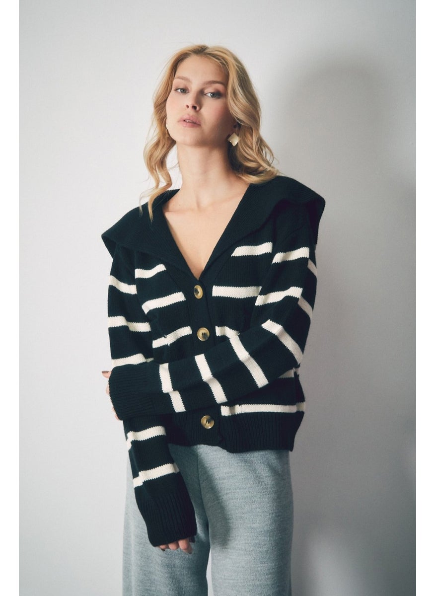 Striped Double Pocket Casual Knitwear Cardigan