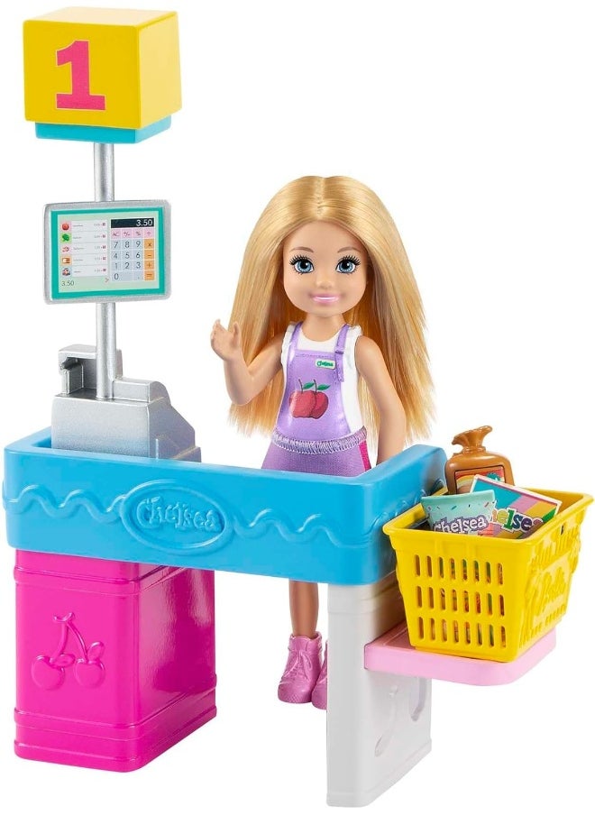 Barbie Chelsea Snack Stand Playset with Doll 15+ Pieces: Register, Food Items, Shopping Basket & More, Gift for Ages 3 Years Old & Up