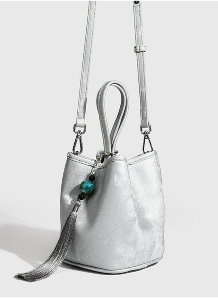 Small Bucket Bag for Women Simple Style Hobo Tote Bag Single Shoulder Crossbody Bag Handbag Silver