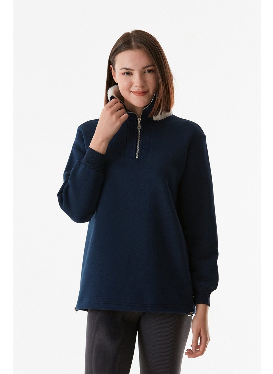 Basic Sweatshirt with Plush Collar and Waist Stopper