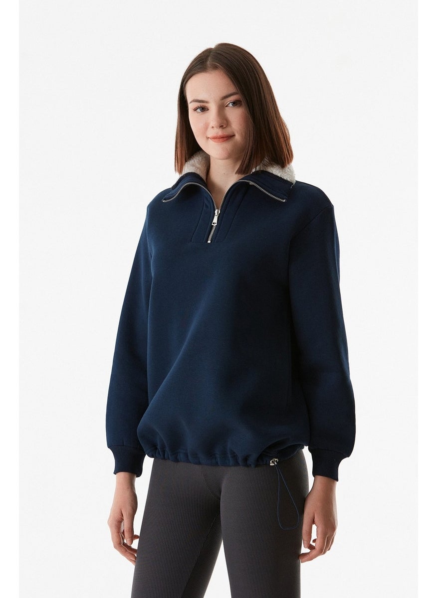 Basic Sweatshirt with Plush Collar and Waist Stopper