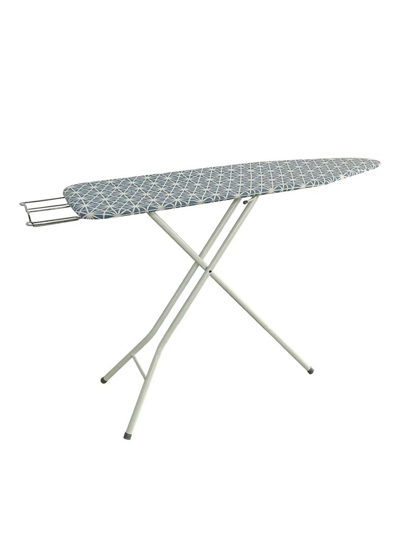 ACE Ironing Board W/Metal Rack (137.16 cm)