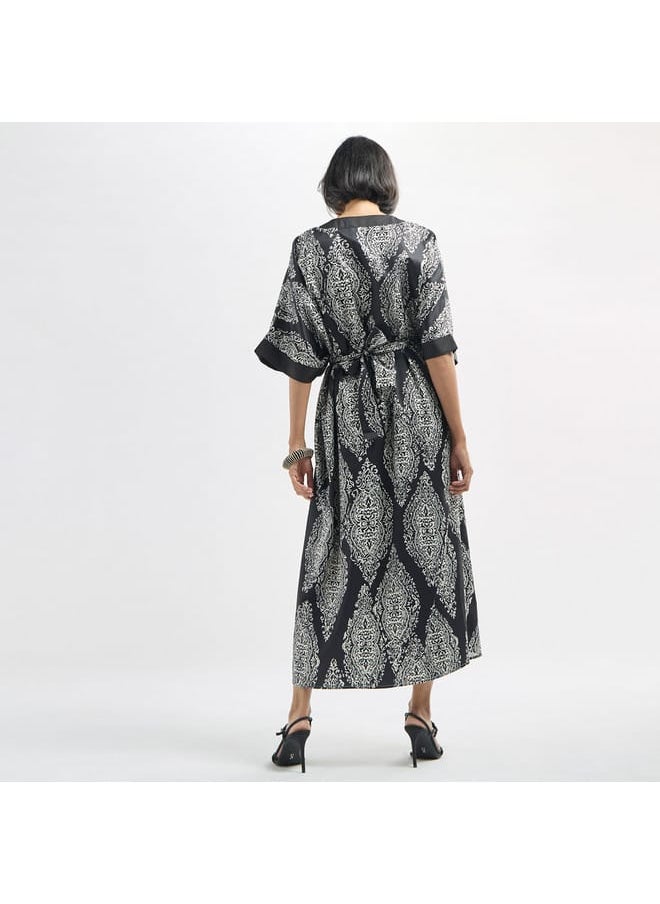 All-Over Print Round Neck Kaftan Dress with Tie-Up Belt and Slit Detail