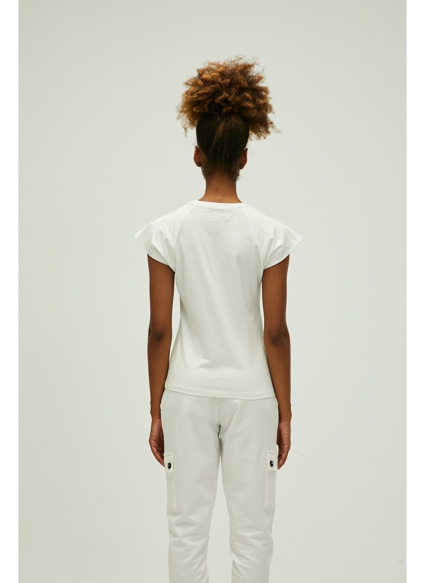 Women's Off White T-Shirt Mudra