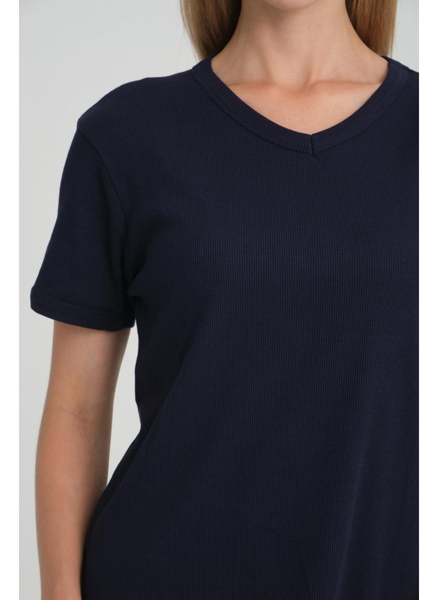 Alexandergardı Ribbed V-Neck Comfort Fit T-Shirt (E24-74602)