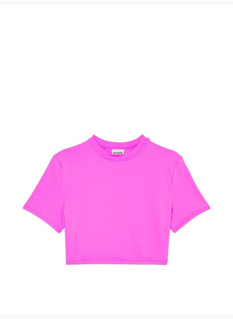 Base Stretch Crop Baby Tee