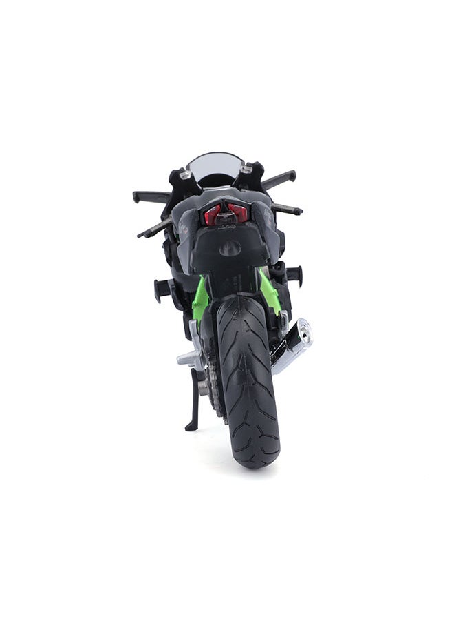 1:12 Motorcycles - Kawasaki Ninja H2 R Officially Licensed Scaled Replicas of Collectible Diecast Metal Models with Exquisite Interior & Exterior Detailing for All Ages