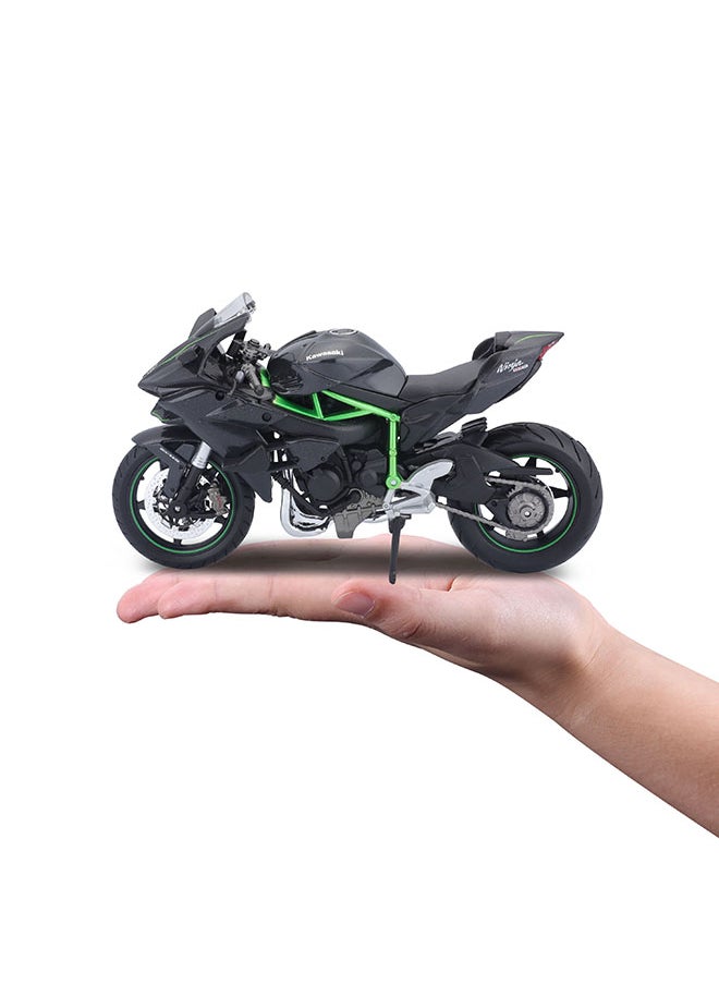 1:12 Motorcycles - Kawasaki Ninja H2 R Officially Licensed Scaled Replicas of Collectible Diecast Metal Models with Exquisite Interior & Exterior Detailing for All Ages