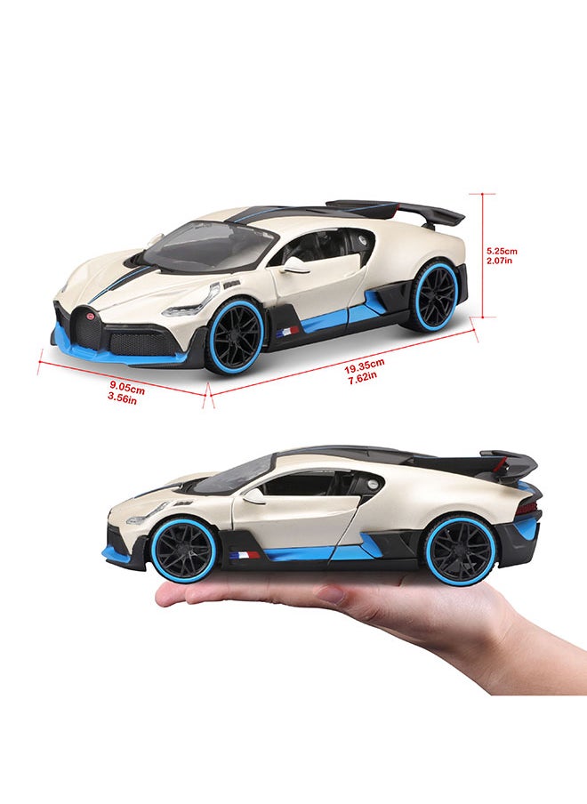 1:24 Sp. Ed. (B) - Bugatti Divo - Matte. White Officially Licensed Scaled Replicas of Collectible Diecast Metal Models with Exquisite Interior & Exterior Detailing for All Ages