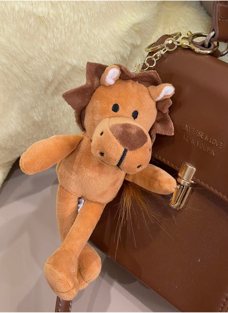 The special, cute, long-legged single lion plush pendant bag charm is a good choice as an anniversary gift or birthday gift for relatives, friends and lovers. It can be used as a highlight during daily commuting and school to show your exquisiteness. Two colors shipped randomly.