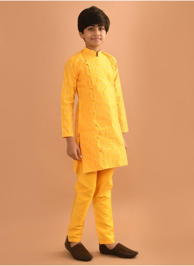 Kurta Pajama Set